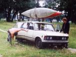 (10/16): Soa - Polski Fiat 125 p Dobrze nadaje si do transportu kajakw.<br>1991-08