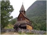 (95/122): Urnes - Podobno najstarszy drewniany koci w Europie  wpisany na list wiatowego dziedzictwa ludzkoci UNESCO.<br>2005-08-20