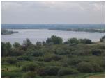 (45/88): Z wysokiej skarpy w Gniweie wida dolin Wisy a po Kwidzyn.<br>2008-09-17