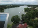 (62/109): Rzeka Wda - jezioro Wdzydze z wiey widokowej.<br>2012-07-18