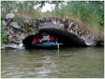 (36/66): Rzeka Rospuda - niski mostek midzy jeziorem Rospuda Filipowska a jeziorem Kamiennym.<br>2013-07-01