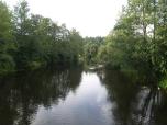 (10/50): Merkys, rzeka z wiszcego mostku prezentowaa si piknie.<br>2006-08-15