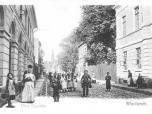(1/13): Ulica Cyganka Wocawek<br>fot. b. Sztejner, 1891-1898 <br>Widok od ulicy Nowej (ob. 3 Maja) w kierunku kocioa w. Witalisa, widocznego w tle.